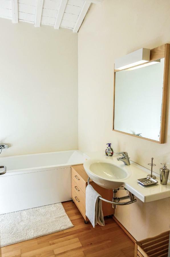 フォッソンブローネ Casale Bellaguardiaヴィラ エクステリア 写真